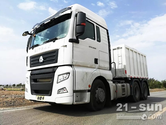 China National Heavy Duty Truck Group Shandeka National VI 6 × 4 tractor successfully rolled off the production line