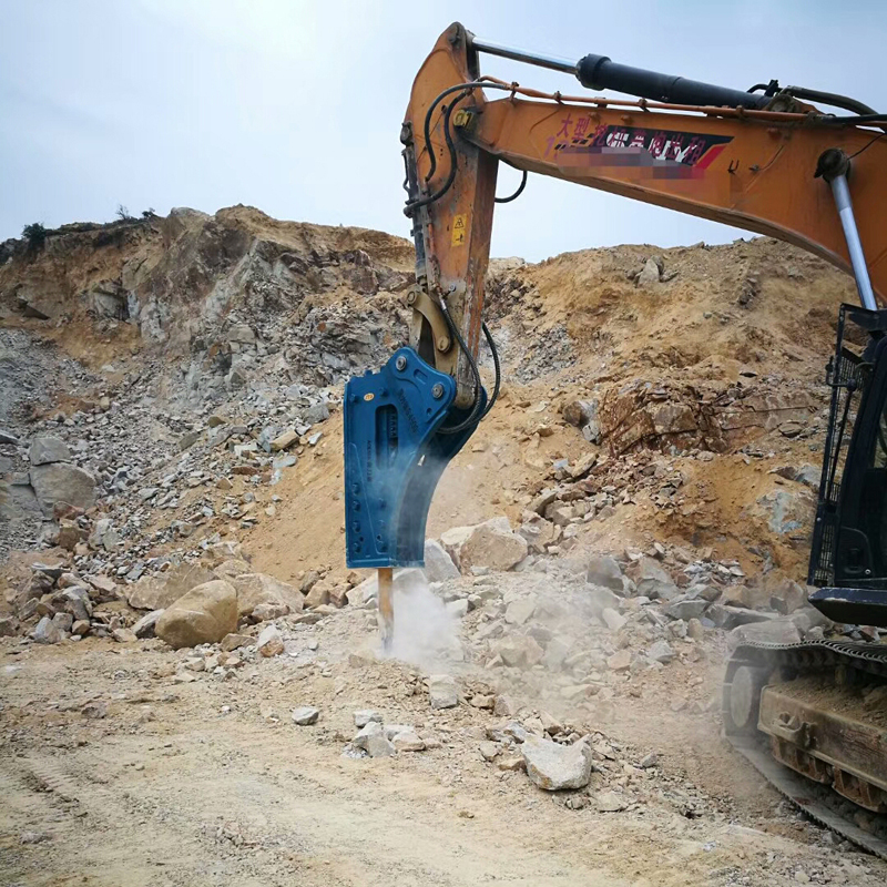 奥力德破碎锤结构发展变化